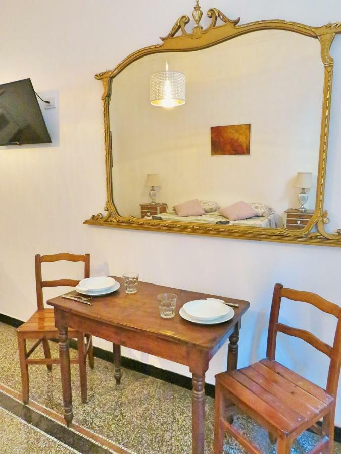 Central Chic Apartment Genova Esterno foto