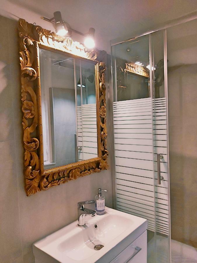 Central Chic Apartment Genova Esterno foto
